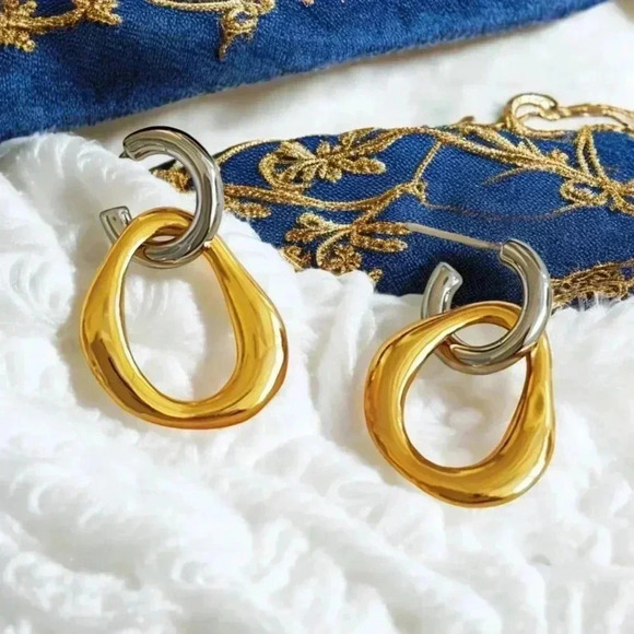 🆕️Versatile 2-in-1 Two-Tone 18K Gold Plated Stainless Steel Dainty Earrings ✨ - Picture 6 of 15